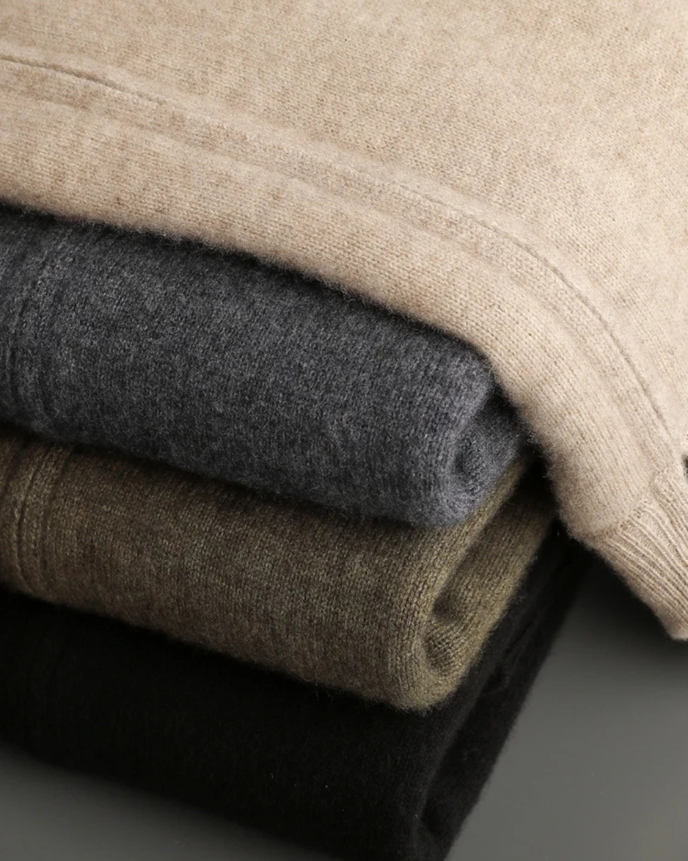 Apollo Strickjacke aus Merinowolle