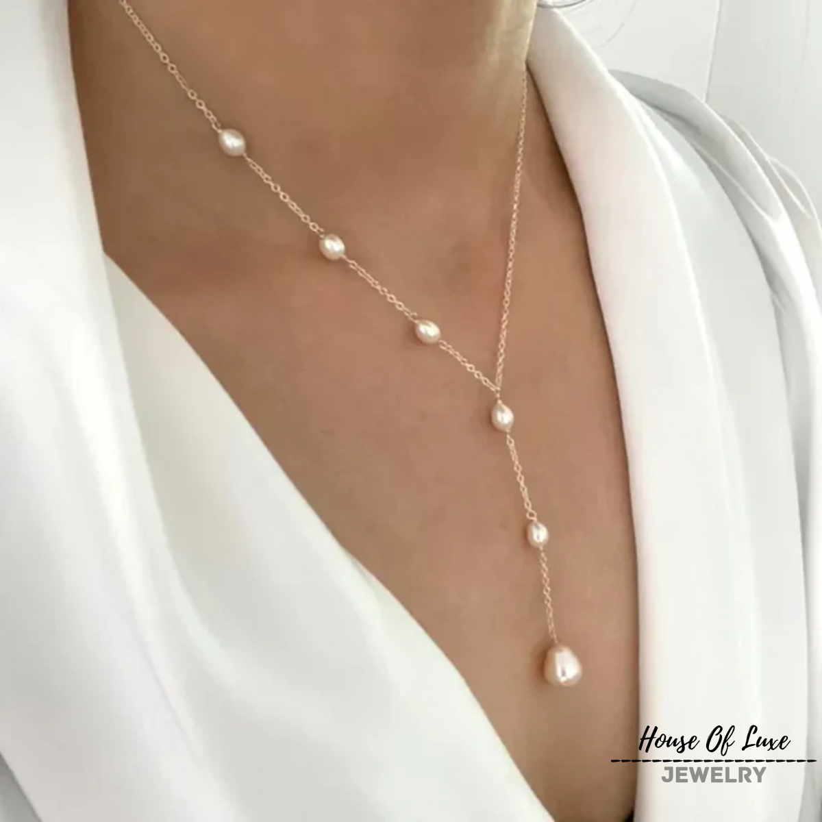 Elegante Rubin Anhänger & Perlen Halskette