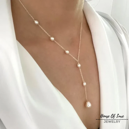 Elegante Rubin Anhänger & Perlen Halskette