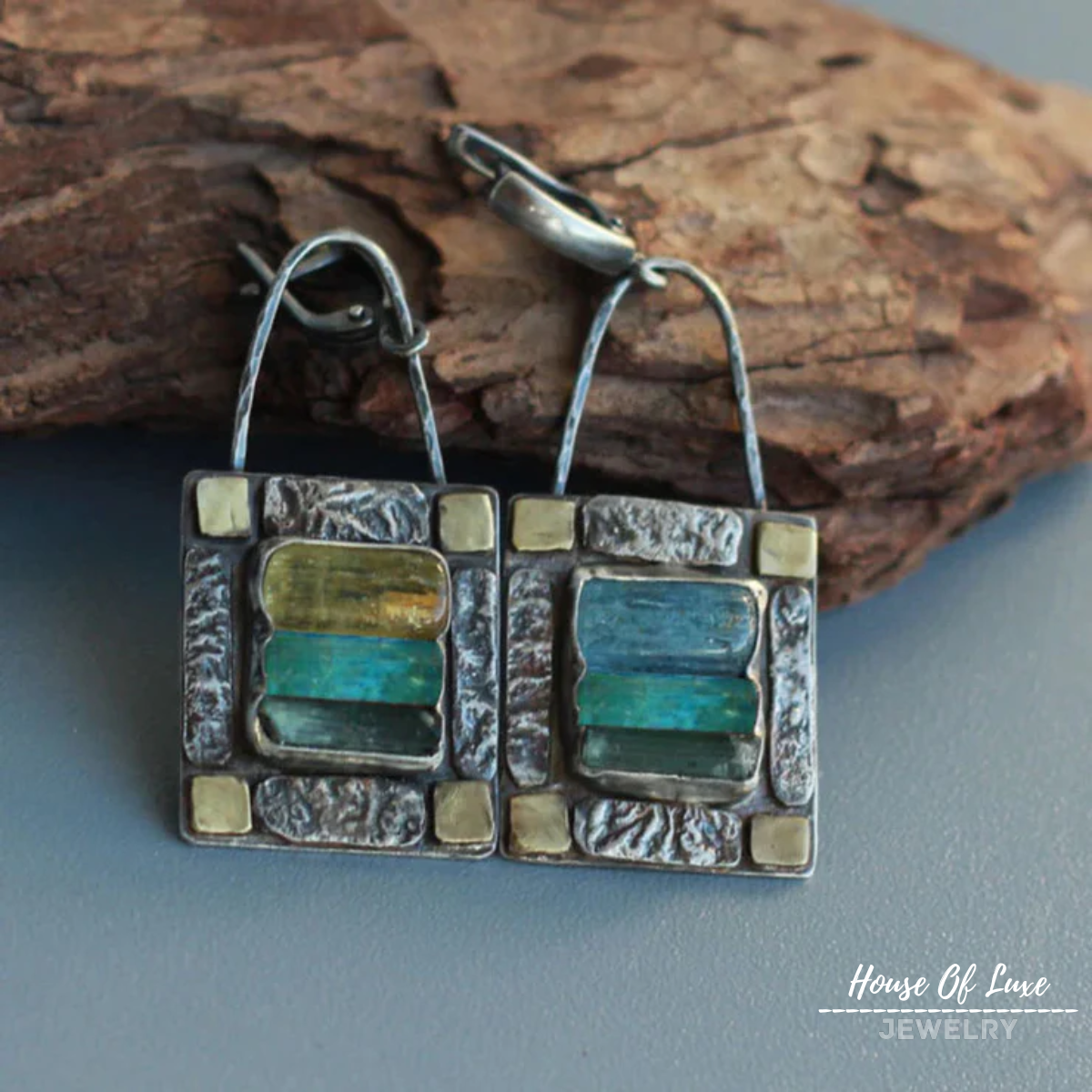 BLUE GREEN CRYSTAL STONE EARRINGS