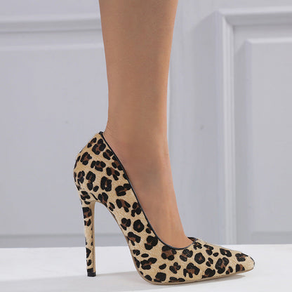 Roxanne – Fiese Punkt-Stiletto-Absätze