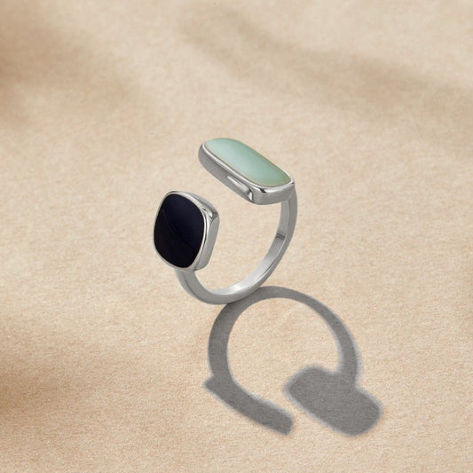 Bague en argent avec aigue-marine